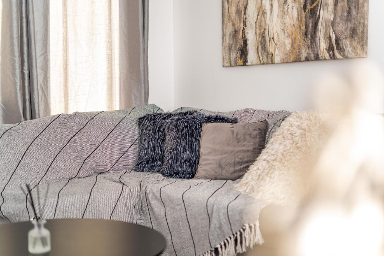 Spacious 3 Bedroom House In Glasgow City With Private Parking & Garden Екстер'єр фото